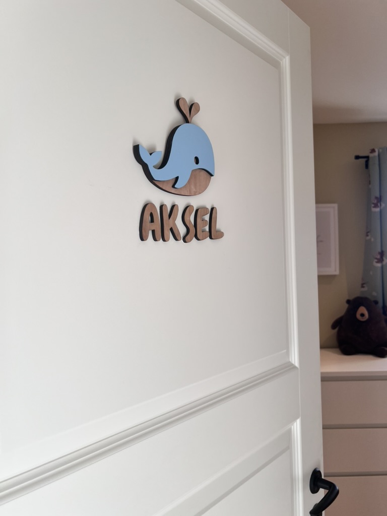 10 grunner til å ha navneskilt på barnerommet