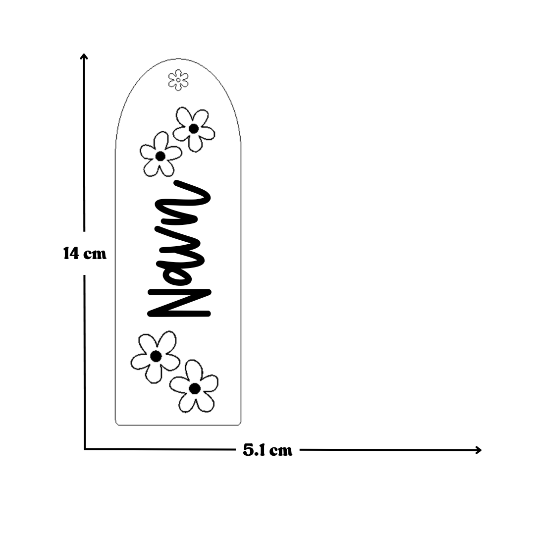 Produktmål for bokmerket med blomster og valgfritt navn.